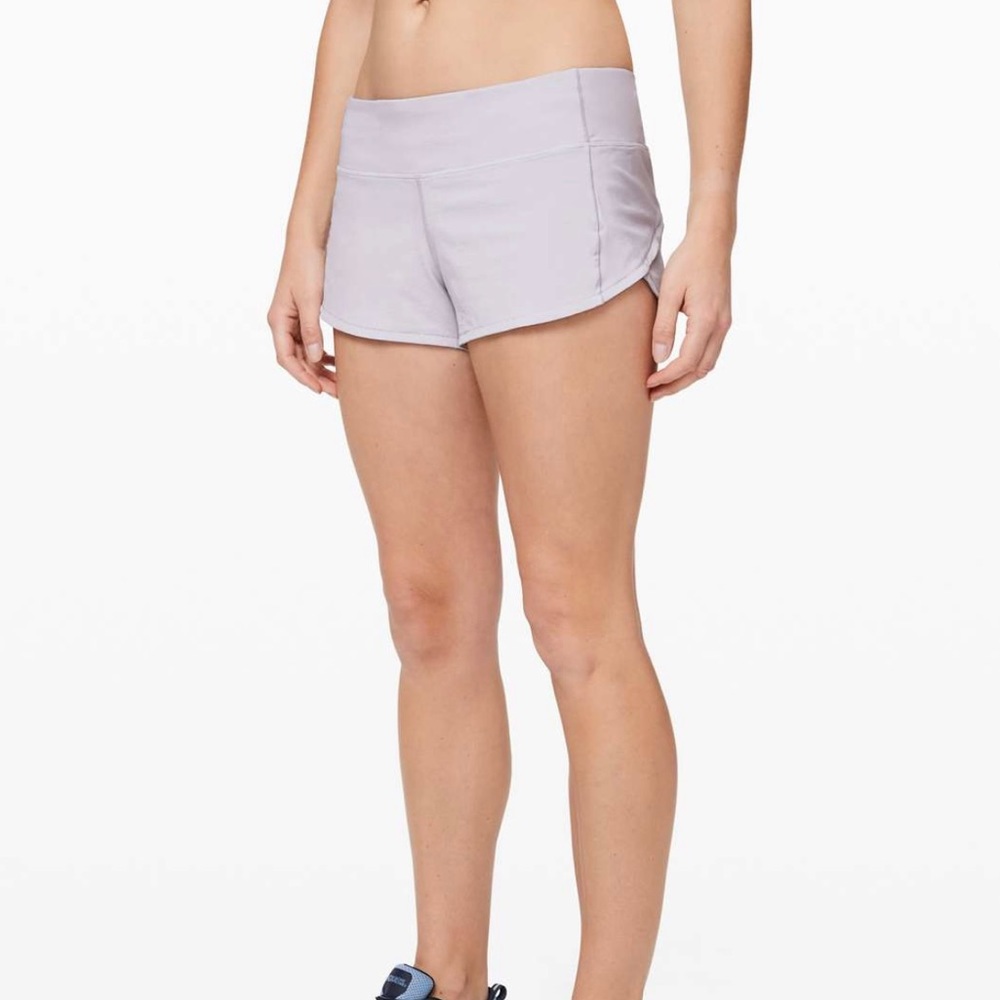 Lululemon Speed Up shorts 2.5-in in a light purple